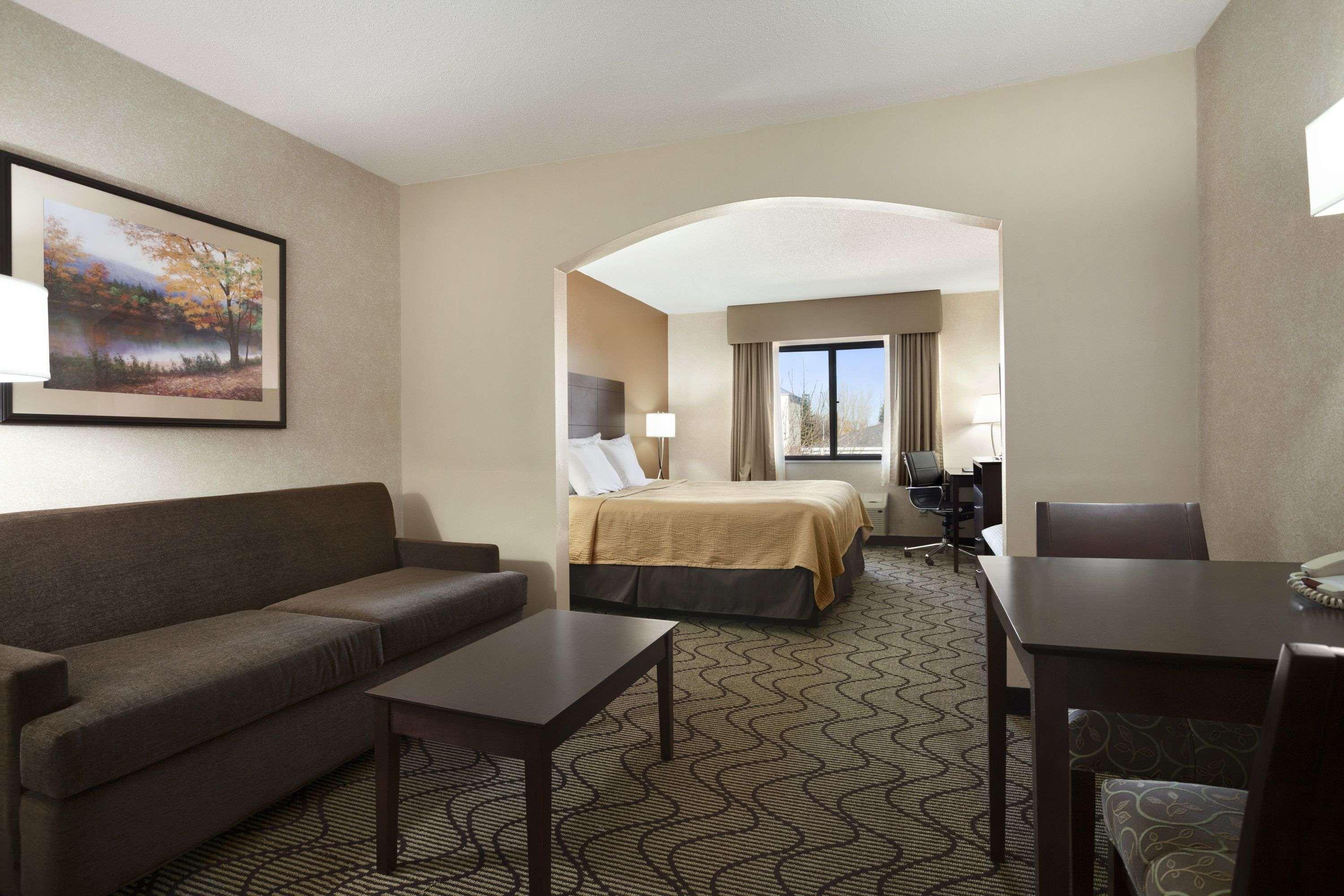 Days Inn By Wyndham Columbia Mall Grand Forks Exterior photo