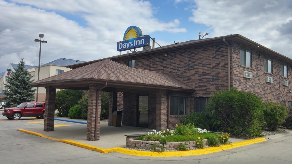 Days Inn By Wyndham Columbia Mall Grand Forks Exterior photo