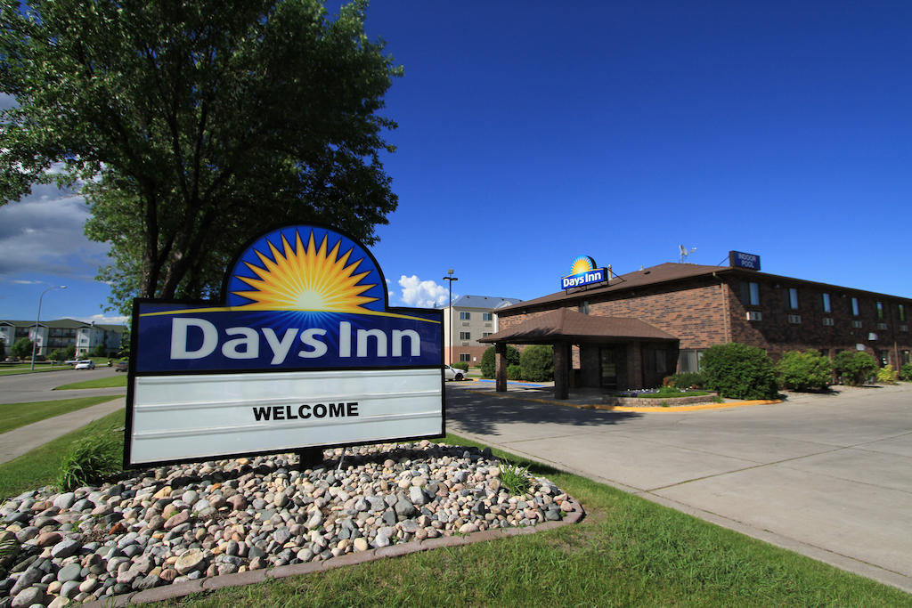 Days Inn By Wyndham Columbia Mall Grand Forks Exterior photo